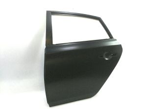 REAR DOOR