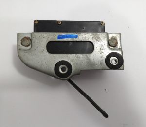 REAR DOOR ACTUATOR