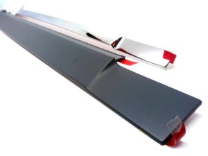 SIDE MOLDING