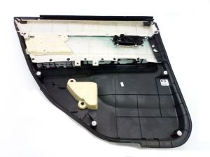 REP. VRS.BODY (INTERIORS)