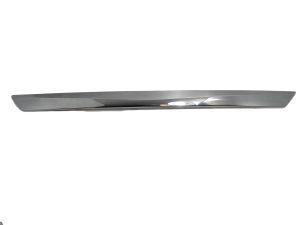 REAR TRIM