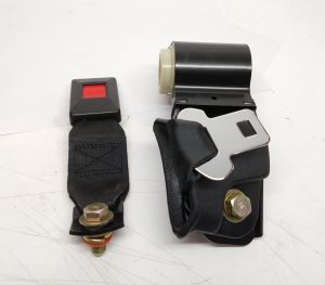 BELT-SET SEAT