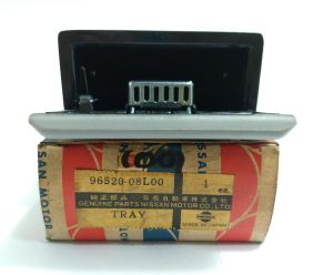 ASH TRAY ASSY