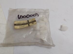 CLIP DATSUN 180B 810 L18