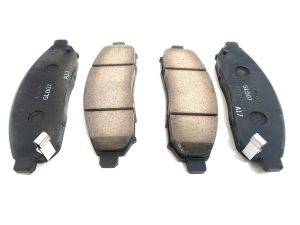SET OF BRAKE PADS