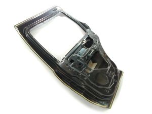 REAR DOOR