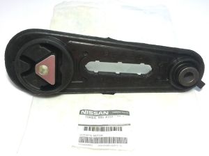 ENGINE MOUNTING